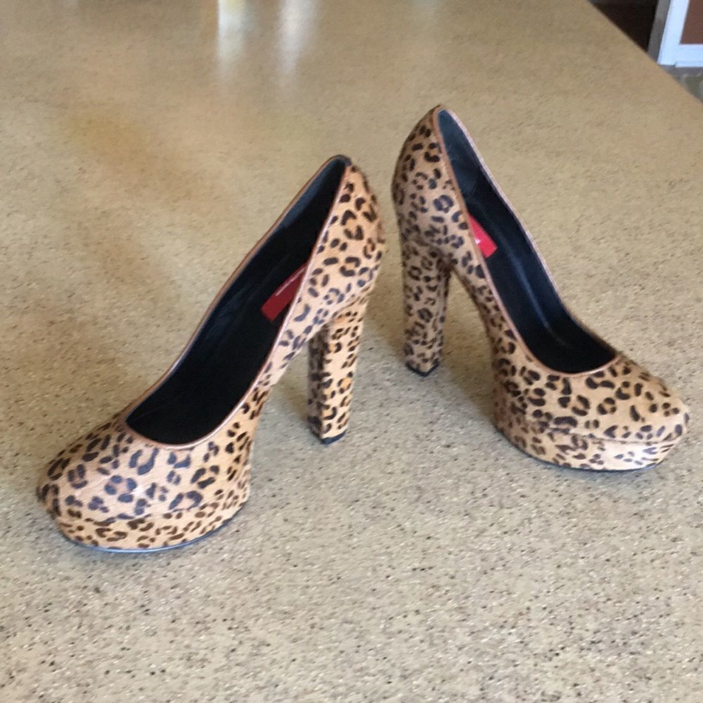Leopard print calf hair platform heels